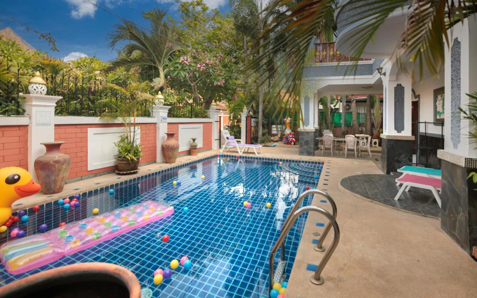M Near Walking Street Electricity Included Villa